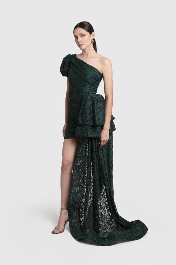 God is a Woman in Green - Imagen 2