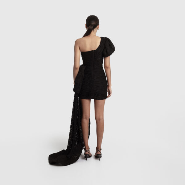 God is a Woman In Black - Imagen 3