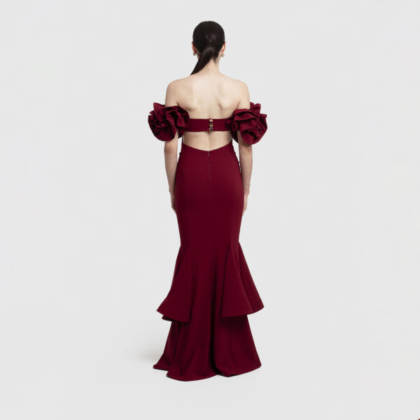 Ruffle Sleeves Gown in Burgundy - Imagen 3
