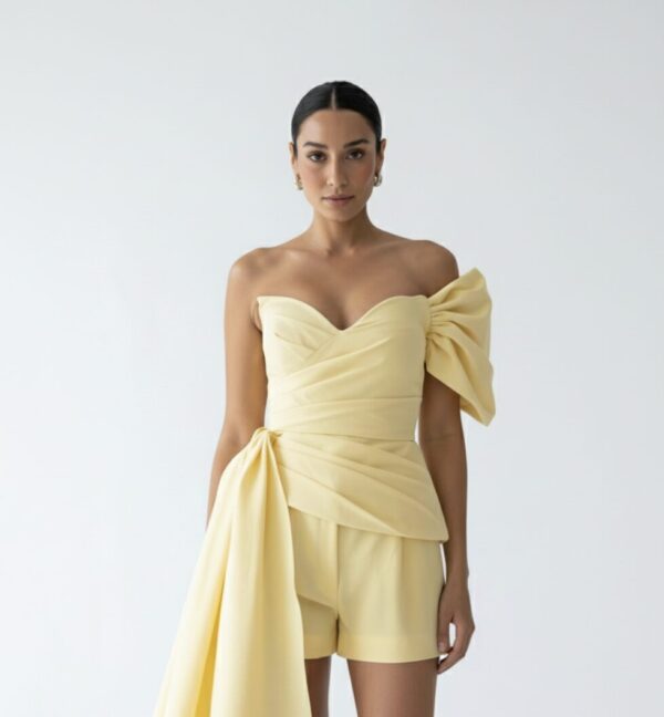 Summer Monroe Top in Yellow