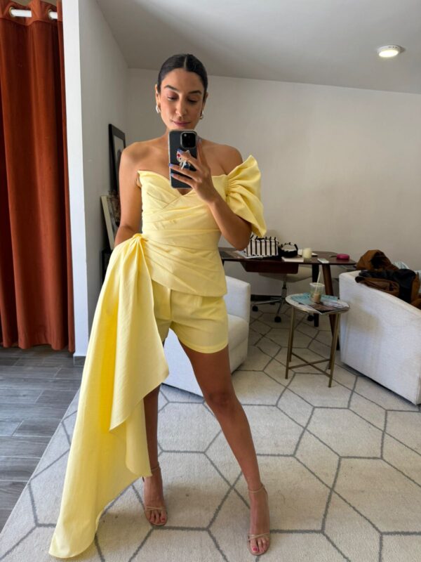 Monroe Shorts in Yellow
