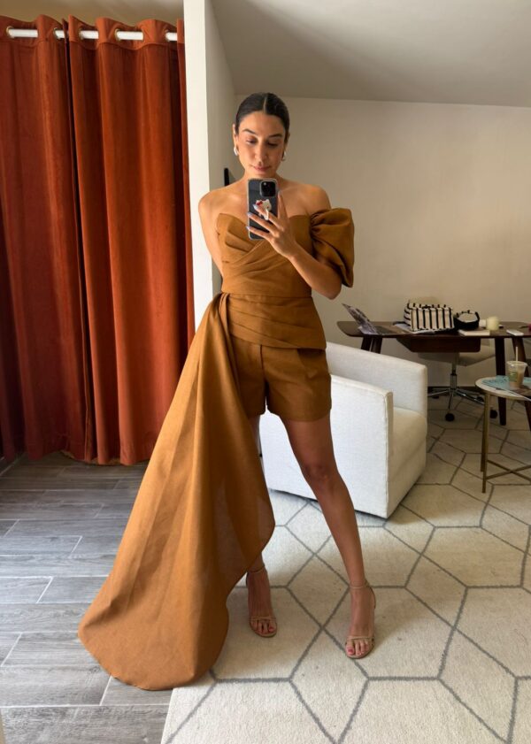 Monroe Shorts in Camel