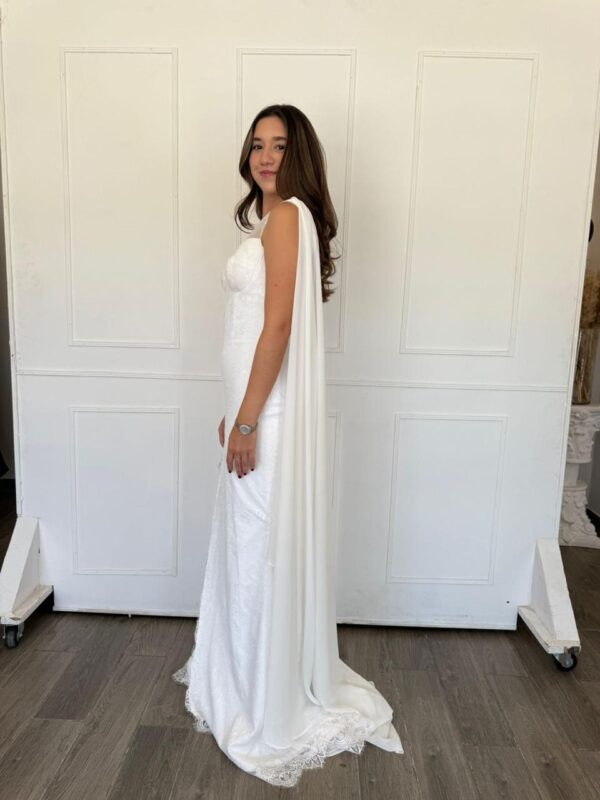 Lace Bridal Gown - Imagen 2